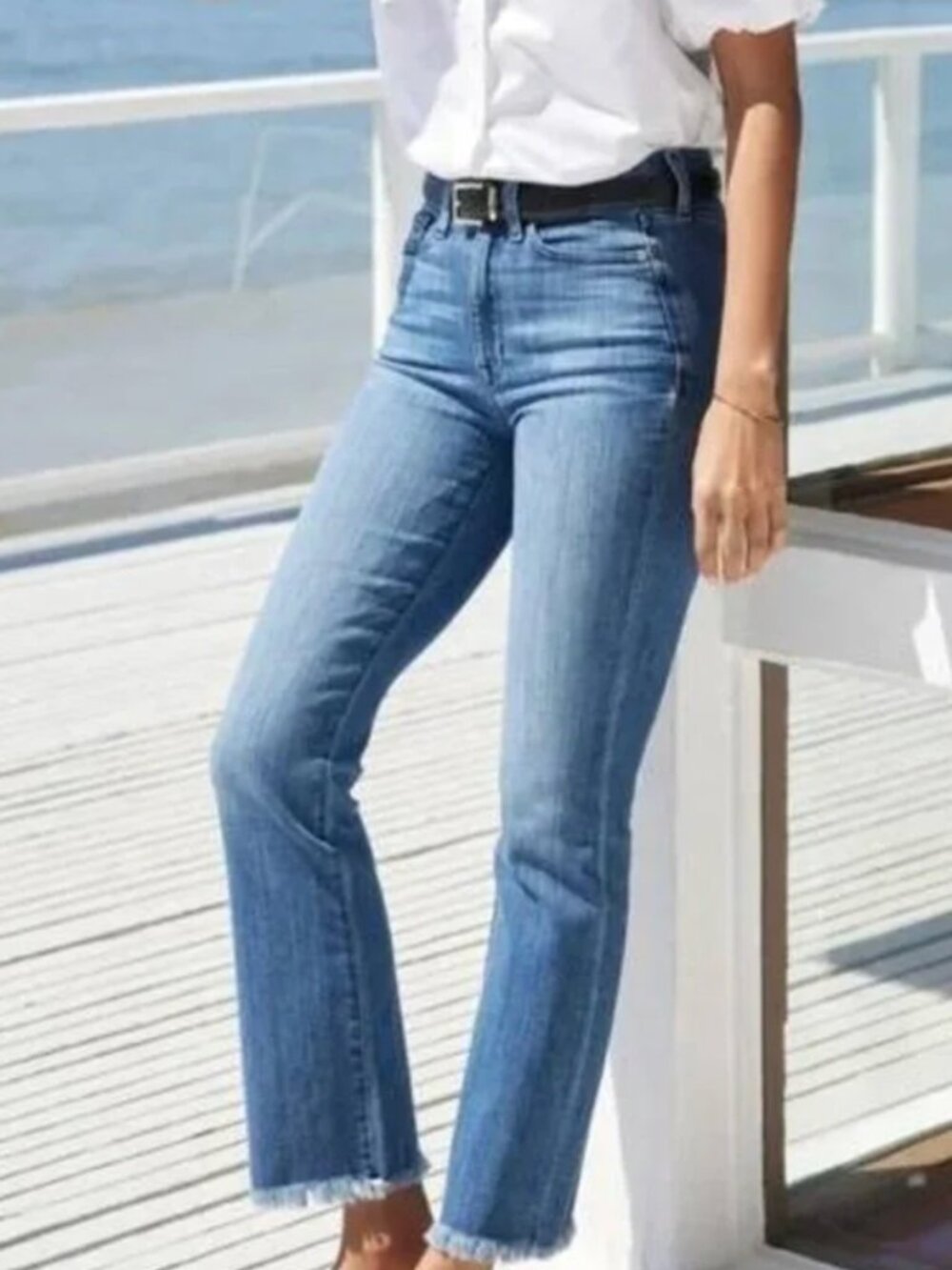 AYR	The Pop Straight Ankle‎ Jeans w/ a Raw Hem - Size 28